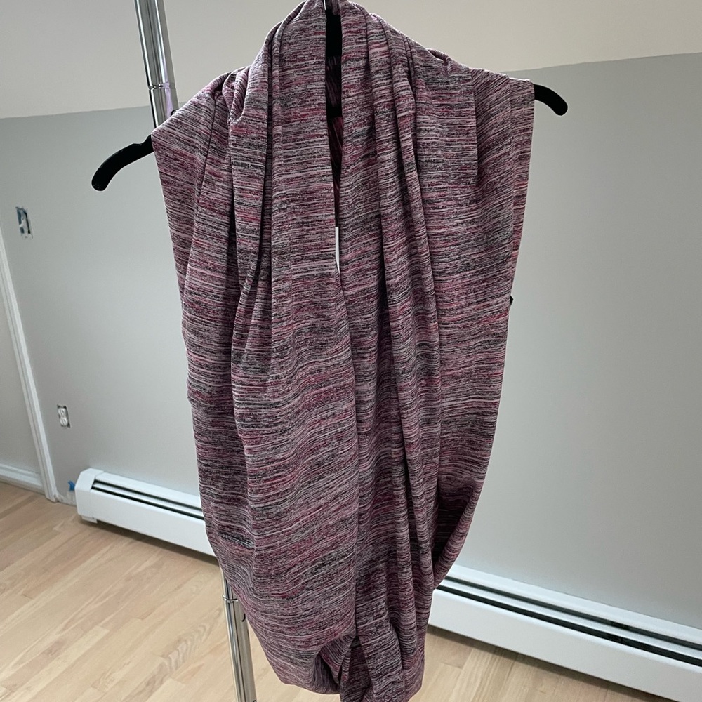 Lululemon Vinyasa Scarf